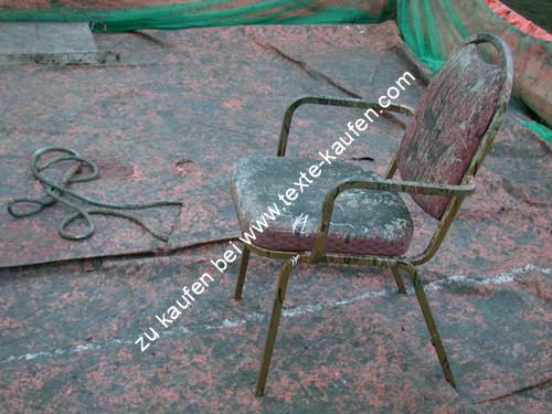 Boden Stuhl gleiche Farbe
